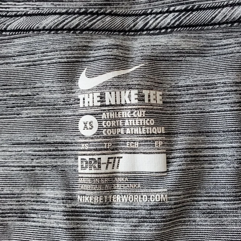 Women's Nike Tshirt